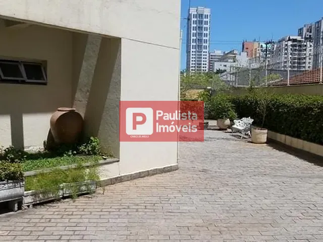 Apartamento com 50m² 1 quarto e 1 banheiro, para alugar, no bairro Moema em São Paulo
