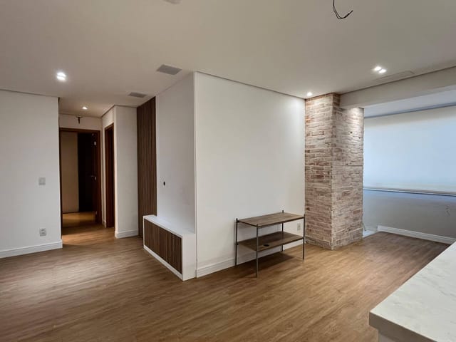 Apartamento 3 quartos e 2 banheiros, para alugar, no bairro Santa Rosa em Londrina