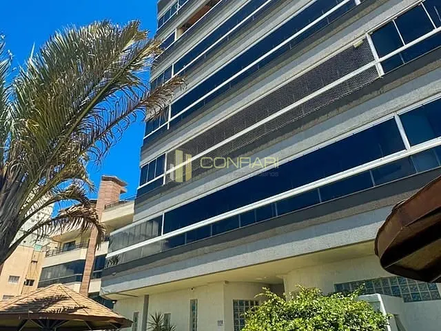 Apartamento com 155m² 3 quartos e 2 banheiros, à venda, no bairro Meia Praia em Itapema