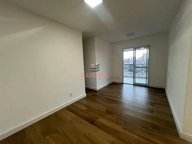 Apartamento 3 quartos e 2 banheiros, para alugar, no bairro Saúde em São Paulo