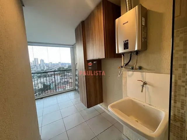 Apartamento 3 quartos e 2 banheiros, para alugar, no bairro Saúde em São Paulo