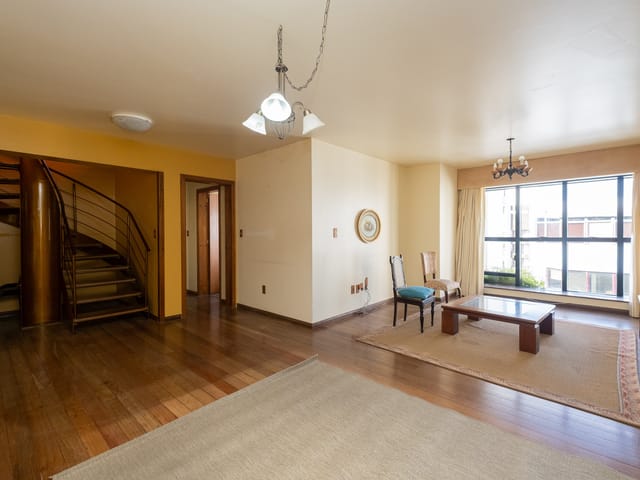 Apartamento com 325m² 4 quartos e 4 banheiros, à venda, no bairro Centro em Pelotas
