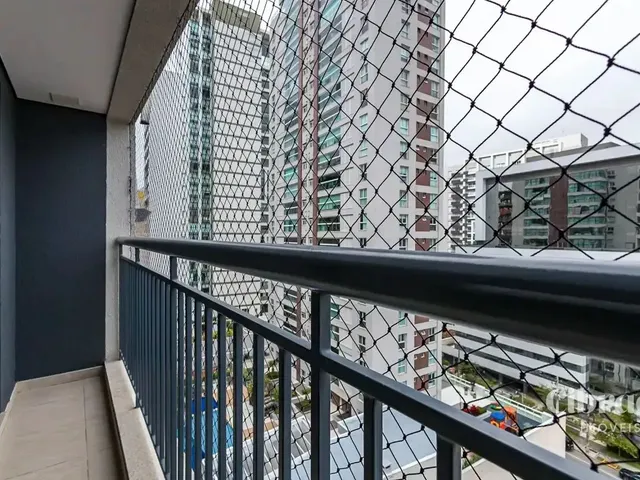 Apartamento 1 quarto e 1 banheiro, para alugar, no bairro Vila Izabel em Curitiba