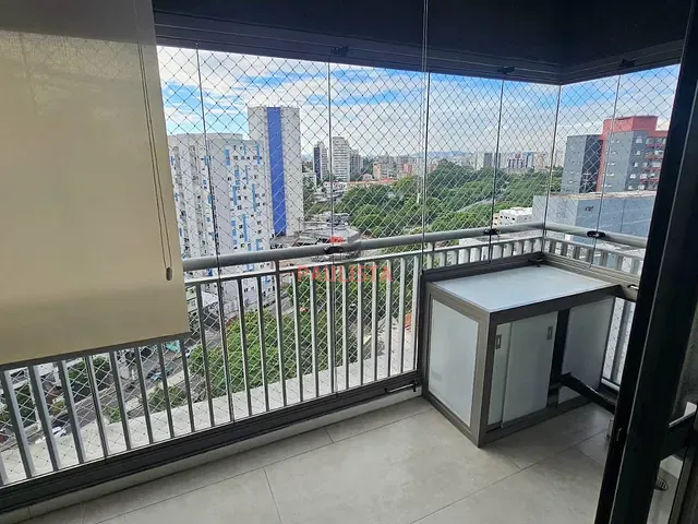 Apartamento 1 quarto e 2 banheiros, à venda, no bairro Chácara Agrindus em Taboão da Serra