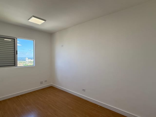 Apartamento com 116m² 3 quartos e 2 banheiros, à venda, no bairro Gleba Palhano em Londrina
