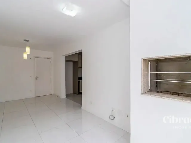 Apartamento 2 quartos e 2 banheiros, para alugar, no bairro Jardim Botânico em Curitiba
