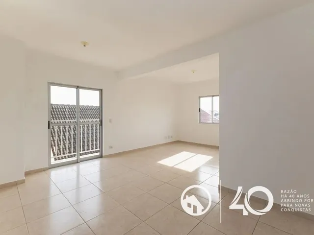 Apartamento 3 quartos e 1 banheiro, para alugar, no bairro Tingui em Curitiba