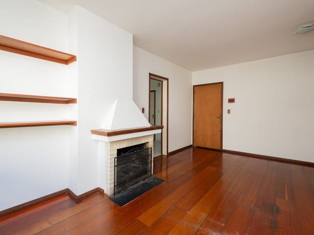 Apartamento 1 quarto e 1 banheiro, para alugar, no bairro Centro em Pelotas