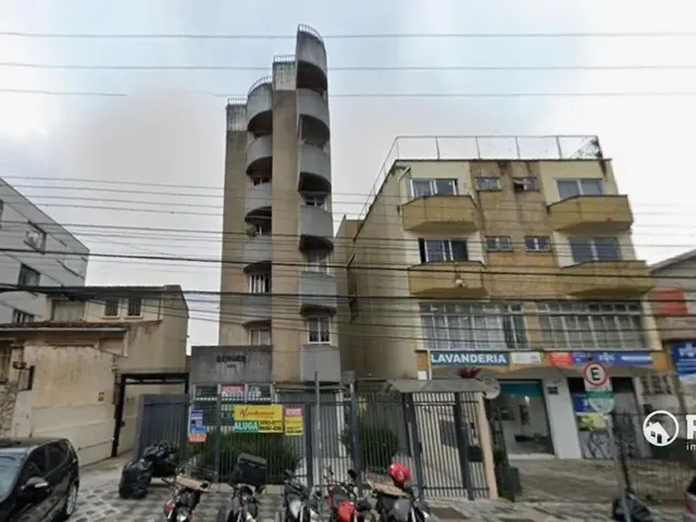 Apartamento 1 quarto e 1 banheiro, para alugar, no bairro Centro em Curitiba