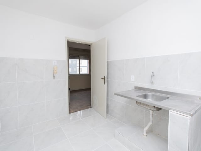 Apartamento com 47m² 2 quartos e 1 banheiro, para alugar, no bairro Centro em Pelotas