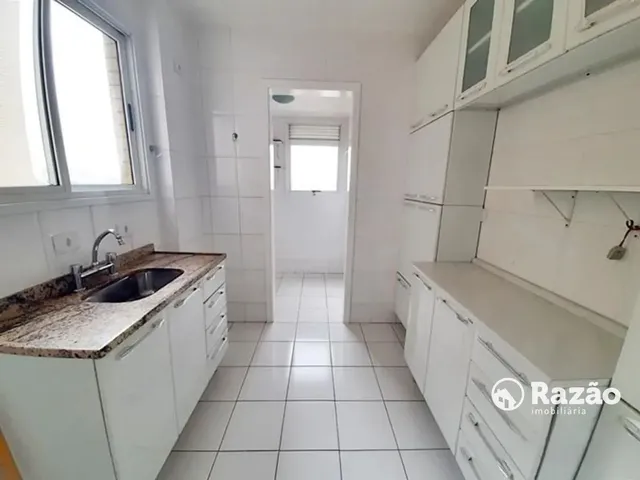 Apartamento 3 quartos e 1 banheiro, para alugar, no bairro Capão Raso em Curitiba