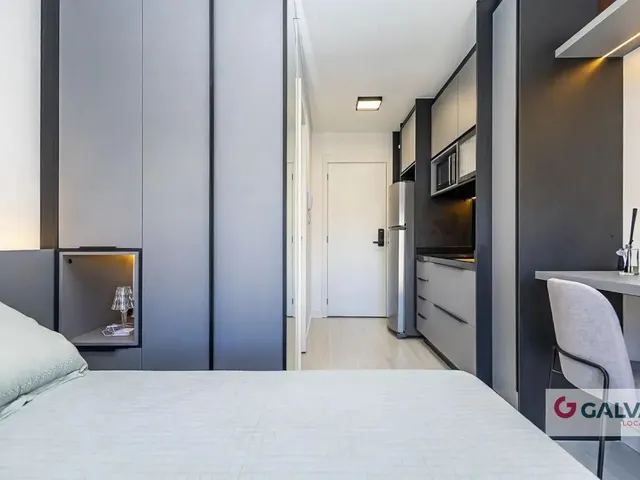 Apartamento 1 quarto e 1 banheiro, para alugar, no bairro Centro em Curitiba