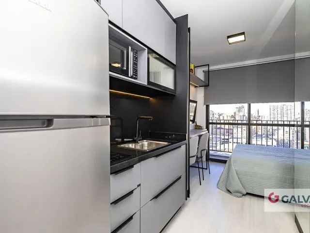 Apartamento 1 quarto e 1 banheiro, para alugar, no bairro Centro em Curitiba