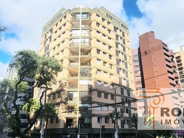 Apartamento 3 quartos e 2 banheiros, à venda, no bairro Água Verde em Curitiba