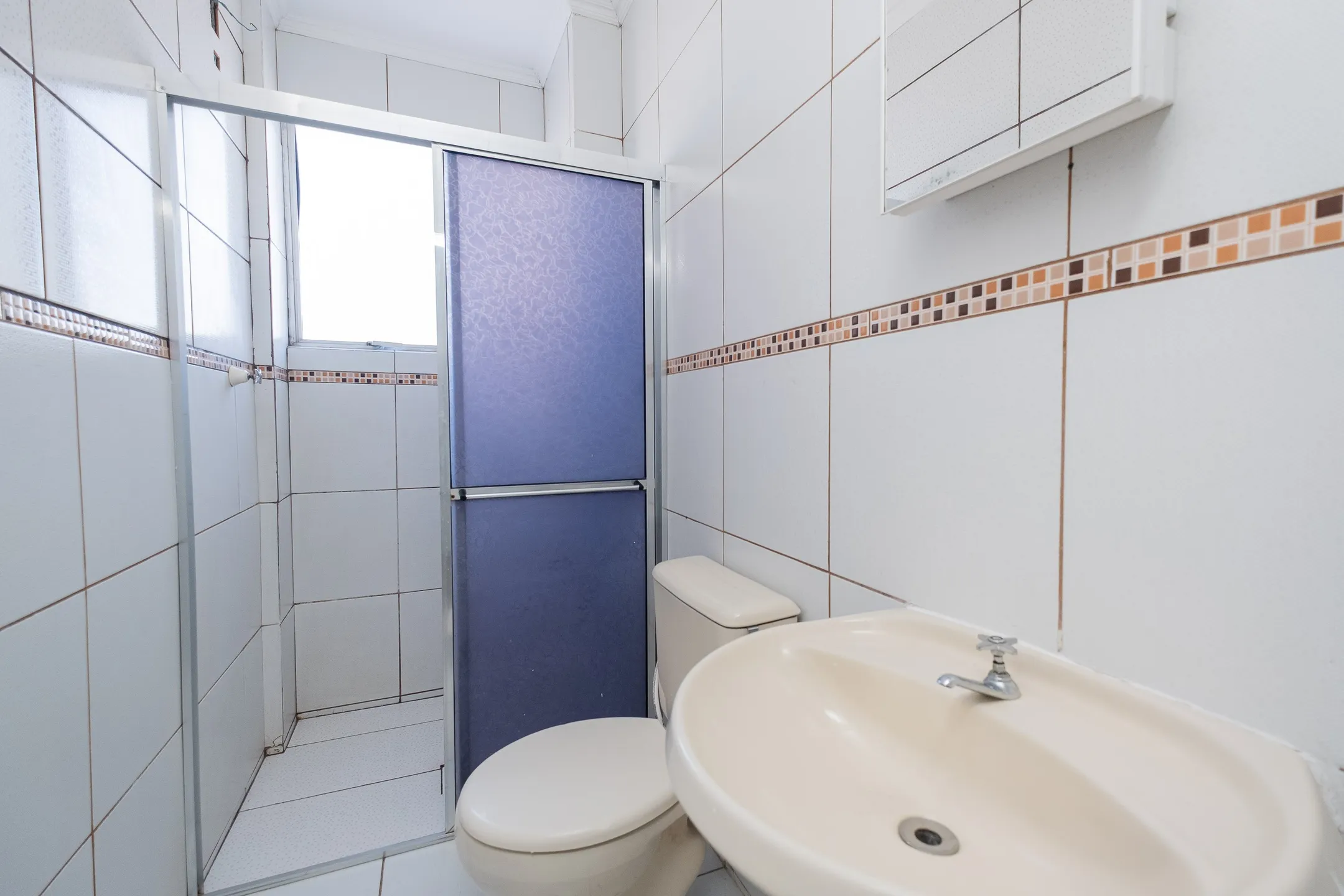 Apartamento de 3 Dormitórios para Aluguel no Bairro Areal em Pelotas RS com Vaga de Garagem, Excelente Localização e Conforto - 11