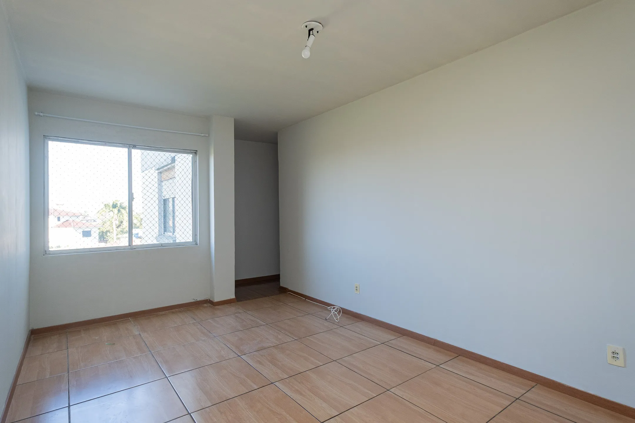 Apartamento de 3 Dormitórios para Aluguel no Bairro Areal em Pelotas RS com Vaga de Garagem, Excelente Localização e Conforto