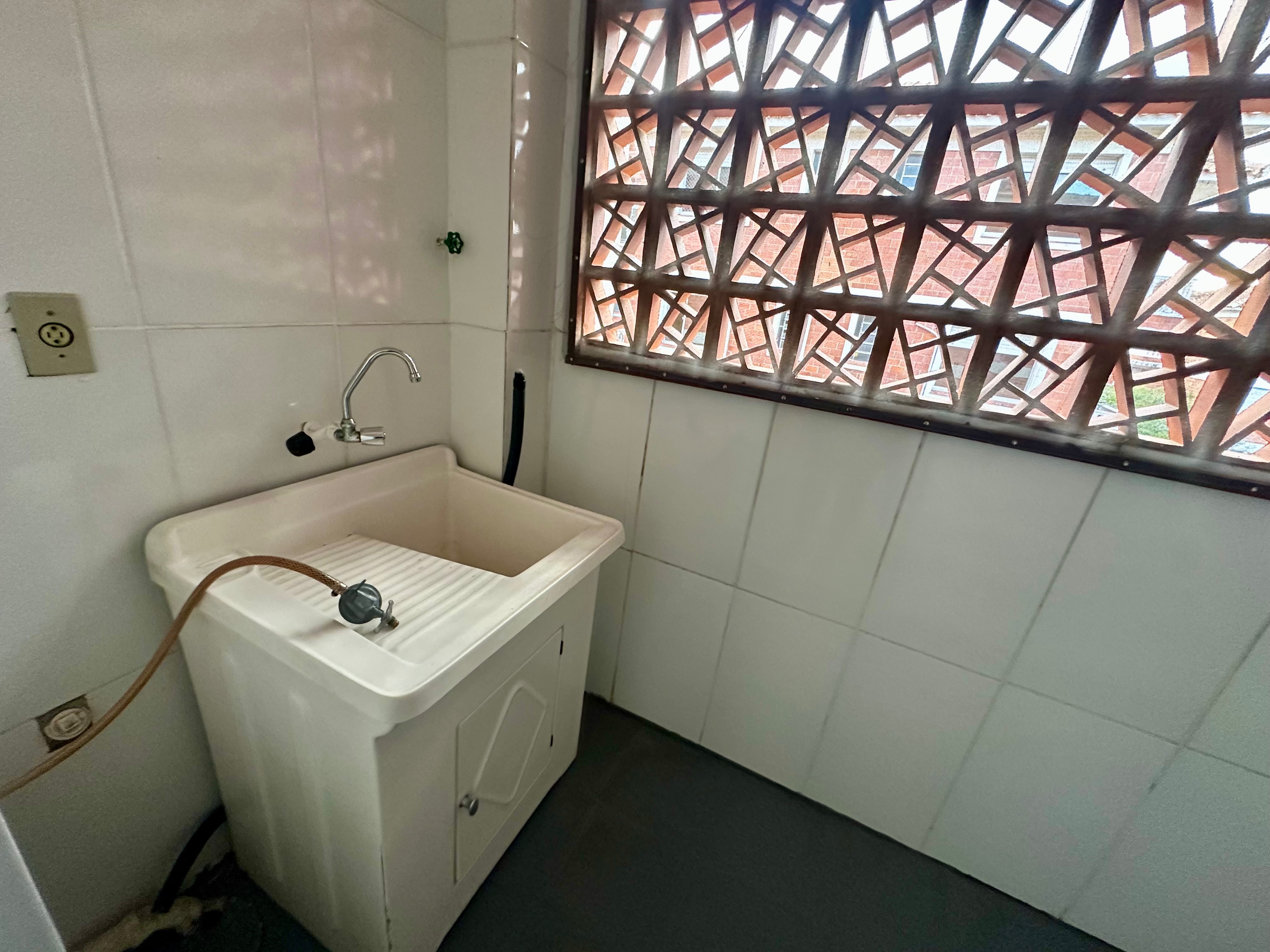 Apartamento à venda no Largo Vernetti, Centro - 82 m², 3 quartos, sacada com ótima posição solar e vaga coberta. - 6