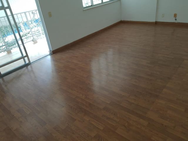 Foto do Apartamento - Oferta do Mês...Imperdível!!! R. 5 de Julho, 418 (2 quartos suite varanda e garagem só R$ 420mil . | ABIDON NAZARETH IMÓVEIS
