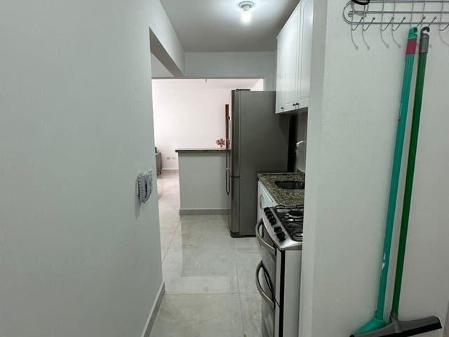 Apartamento com 80m² 2 quartos e 1 banheiro, para alugar, no bairro Alto da Colina em Londrina
