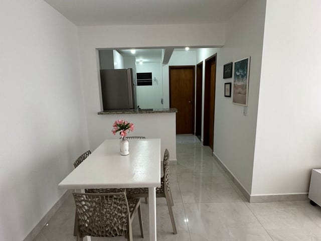Apartamento com 80m² 2 quartos e 1 banheiro, para alugar, no bairro Alto da Colina em Londrina