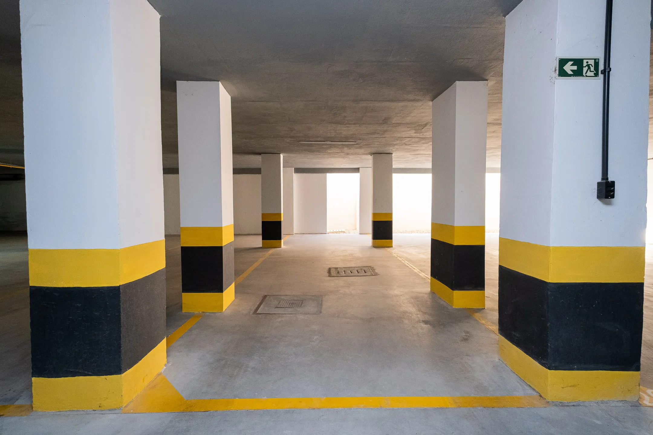 Apartamento à venda no Miguel Zabaleta, Centro - 93 m², 3 quartos (sendo 1 suíte), churrasqueira, sacada com face norte e vaga coberta. - 17