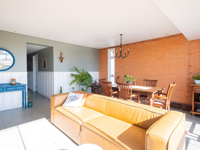 Apartamento com 184m² 3 quartos e 3 banheiros, à venda, no bairro Centro em Pelotas