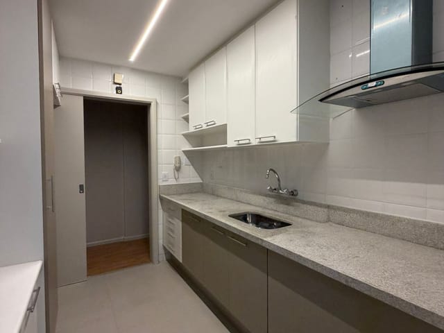 Apartamento com 122m² 2 quartos e 2 banheiros, para alugar, no bairro Gleba Palhano em Londrina