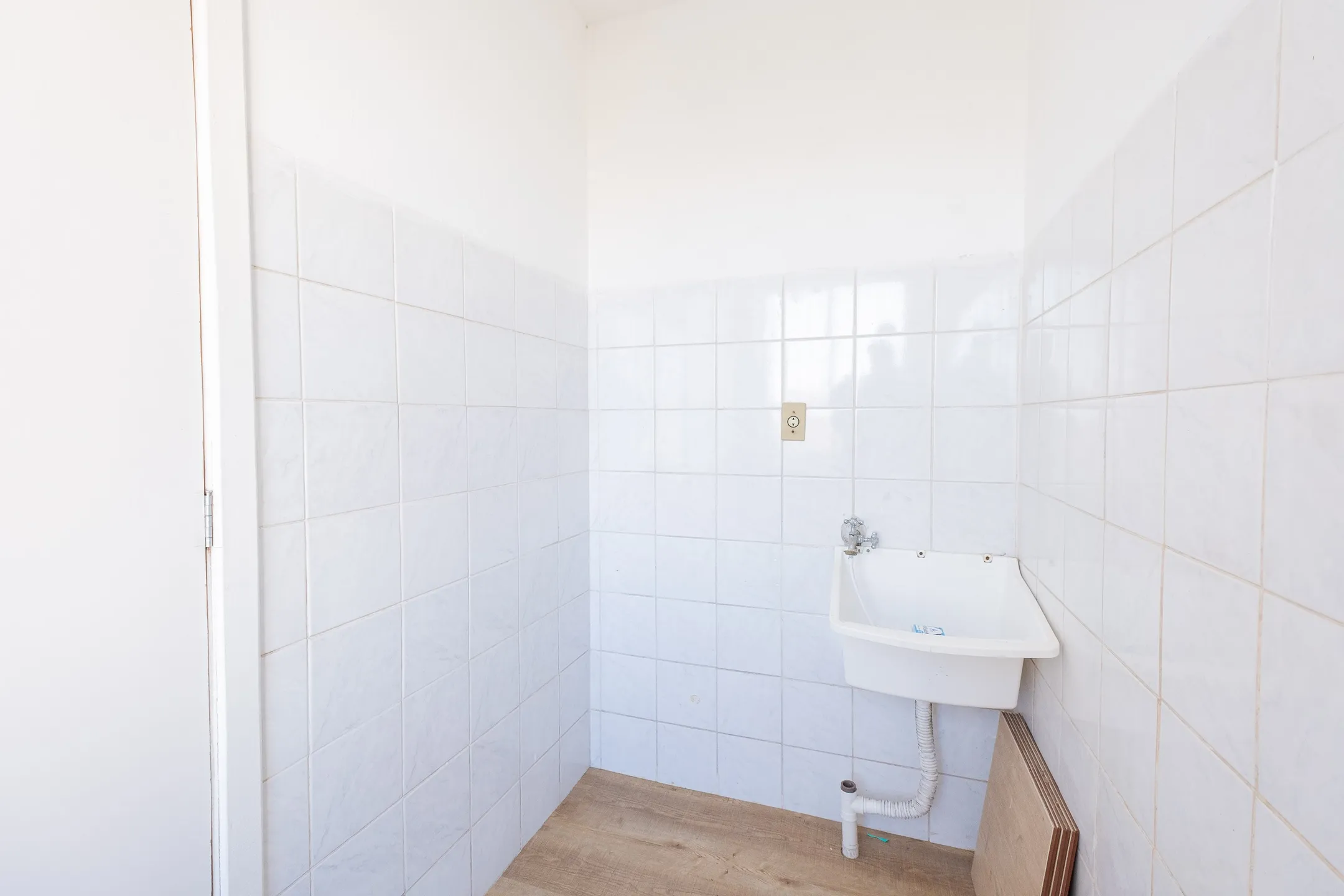 Apartamento de 3 Dormitórios Mobiliado para Aluguel no Bairro Areal em Pelotas RS com Excelente Localização, Conforto e Vaga de Garagem - 12