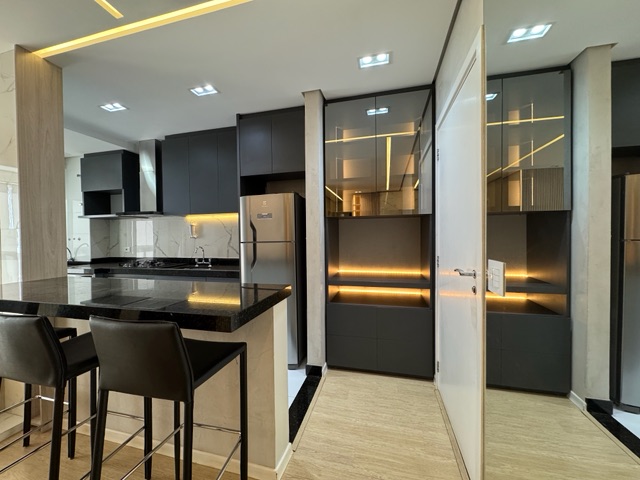 Apartamento 3 quartos e 2 banheiros, à venda, no bairro Gleba Palhano em Londrina