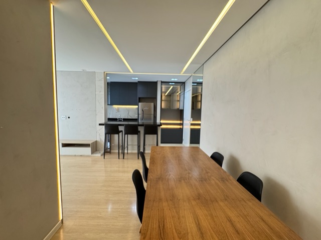 Apartamento 3 quartos e 2 banheiros, à venda, no bairro Gleba Palhano em Londrina