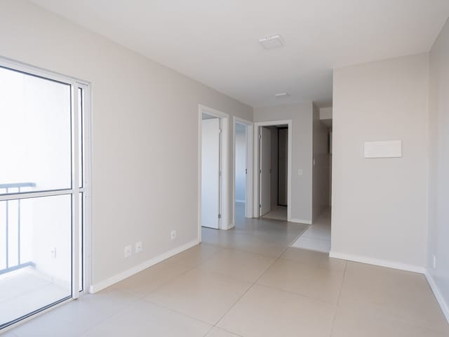 Apartamento com 46m² 2 quartos e 1 banheiro, para alugar, no bairro Centro em Pelotas