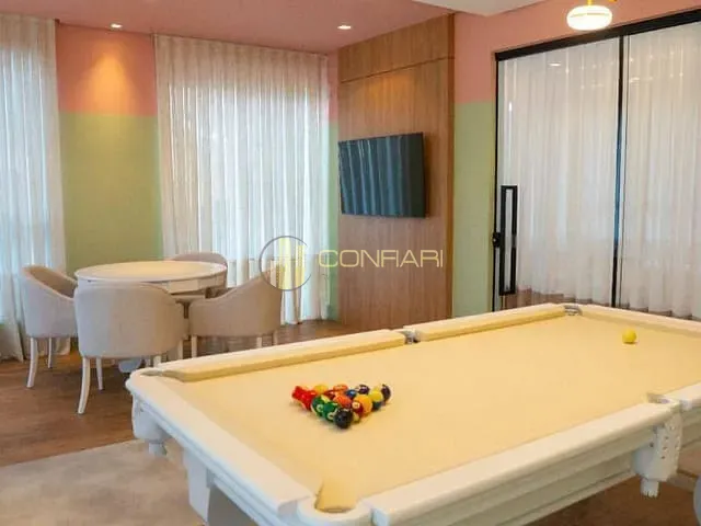 Apartamento 3 quartos e 3 banheiros, para alugar, no bairro Meia Praia em Itapema