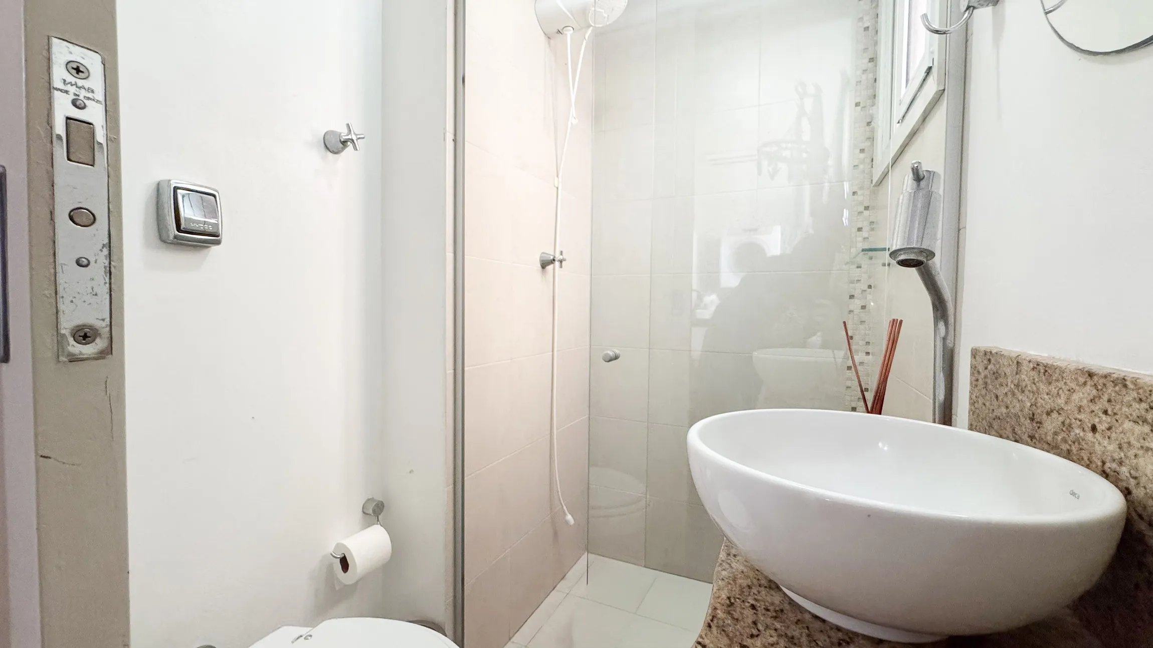 Apartamento à venda no Edifício Meridiano, Zona Norte de Pelotas - 129m², 3 quartos (sendo 1 suíte), móveis sob medida e vaga coberta. - 16
