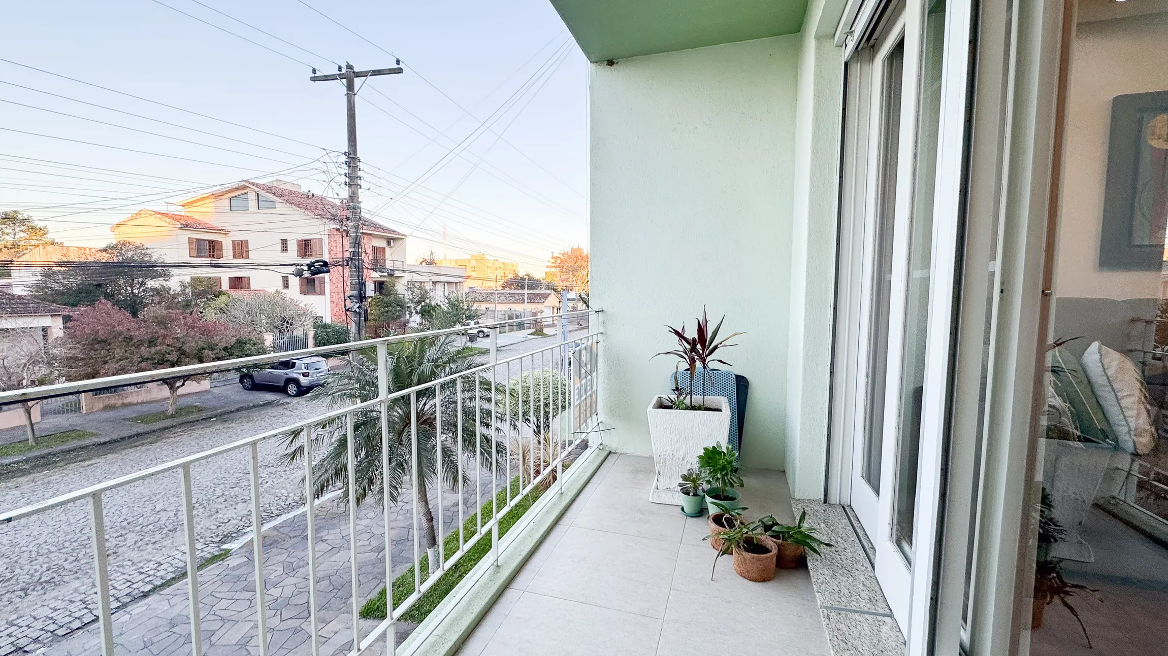 Apartamento à venda no Edifício Meridiano, Zona Norte de Pelotas - 129m², 3 quartos (sendo 1 suíte), móveis sob medida e vaga coberta. - 17