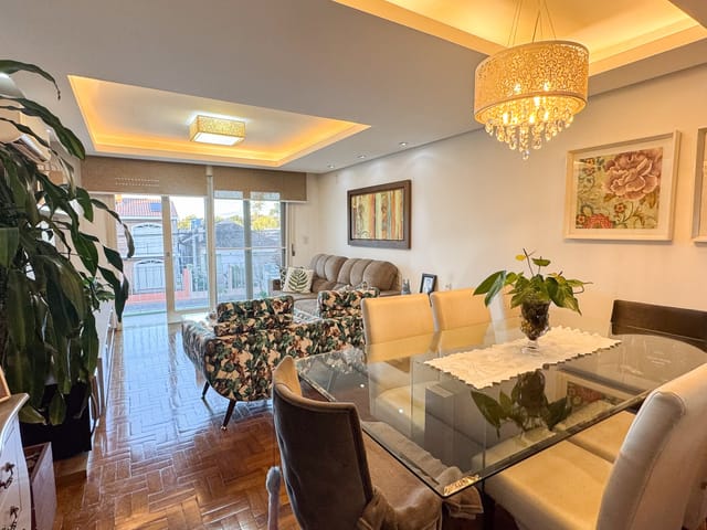 Apartamento com 166m² 3 quartos e 3 banheiros, à venda, no bairro Centro em Pelotas