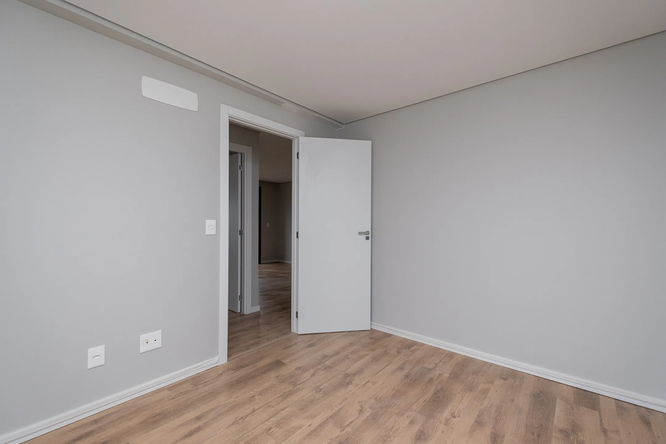 Apartamento à venda no Volver La Barra, Parque Una - 64 m², 2 quartos (sendo 1 suíte), churrasqueira, sacada e andar alto. - 7