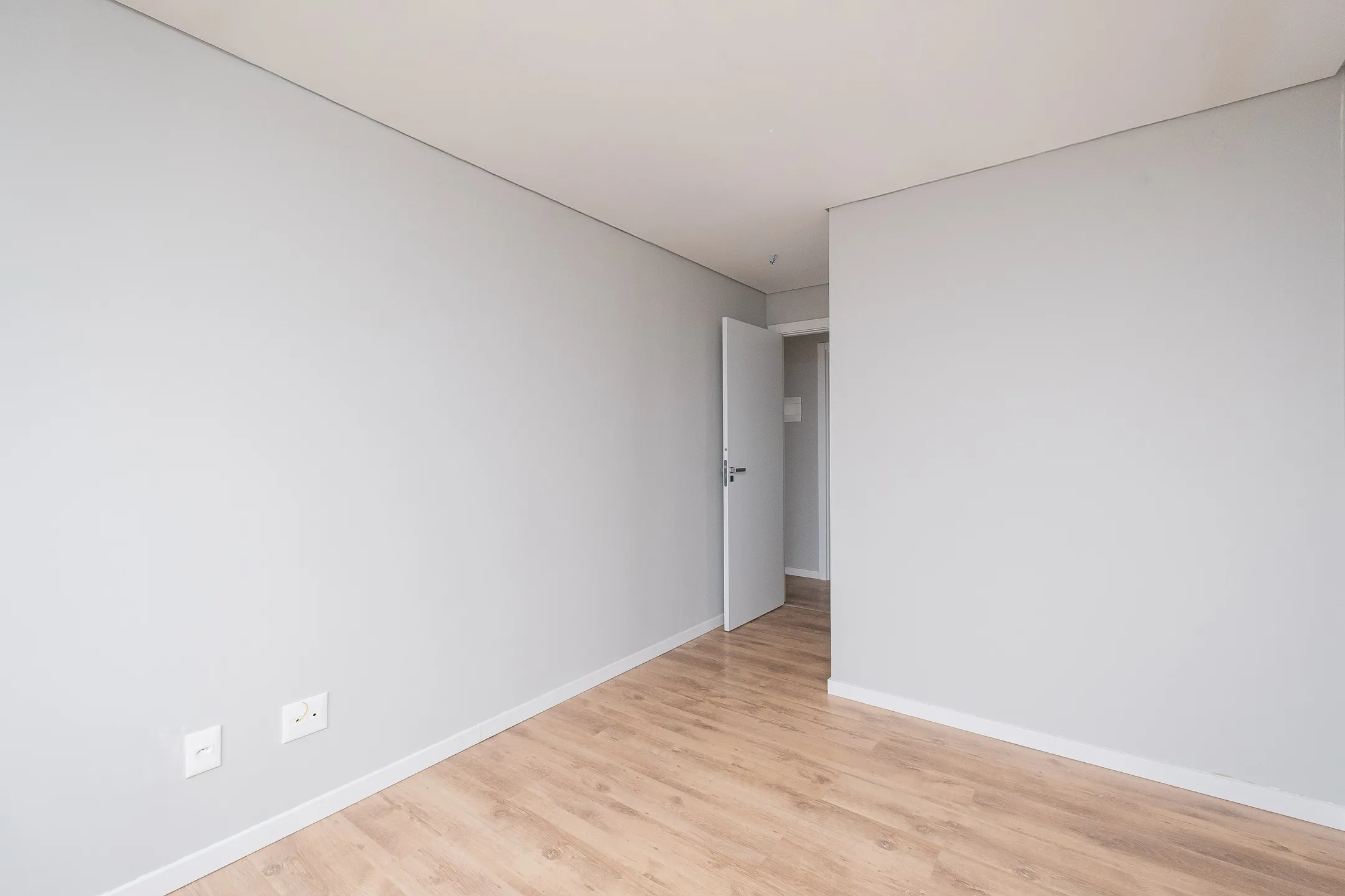 Apartamento à venda no Volver La Barra, Parque Una - 64 m², 2 quartos (sendo 1 suíte), churrasqueira, sacada e andar alto. - 9