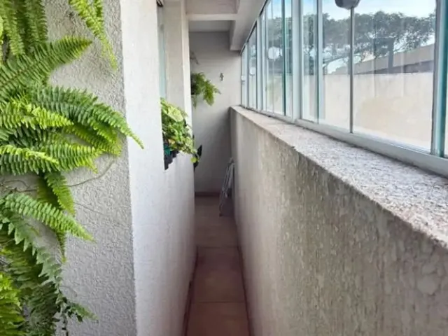 Apartamento 2 quartos e 1 banheiro, à venda, no bairro Capão Raso em Curitiba