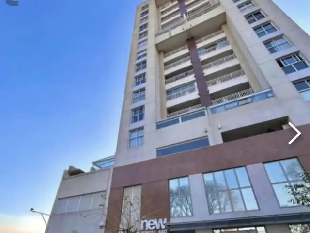 Apartamento 2 quartos e 1 banheiro, à venda, no bairro Capão Raso em Curitiba