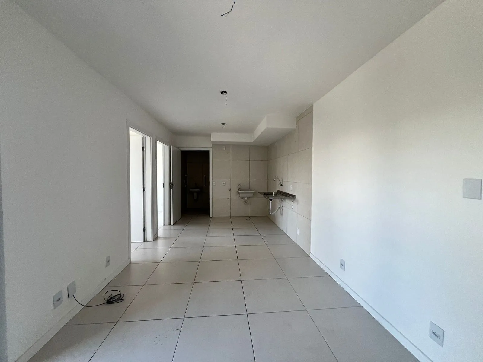 Apartamento à venda no Connect JK, Centro - 41 m², 2 quartos, sacada com churrasqueira, ótima posição solar e vaga.
