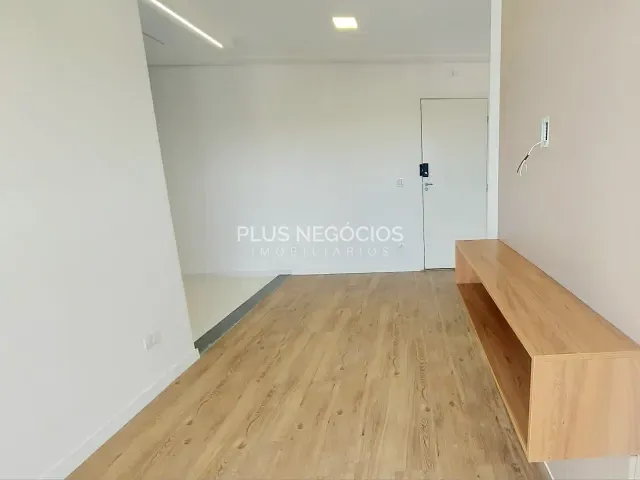 Apartamento 2 quartos e 1 banheiro, à venda ou para alugar, no bairro Caguassu em Sorocaba