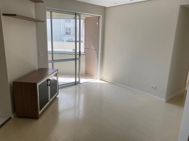 Apartamento com 105m² 3 quartos e 2 banheiros, à venda, no bairro Gleba Palhano em Londrina