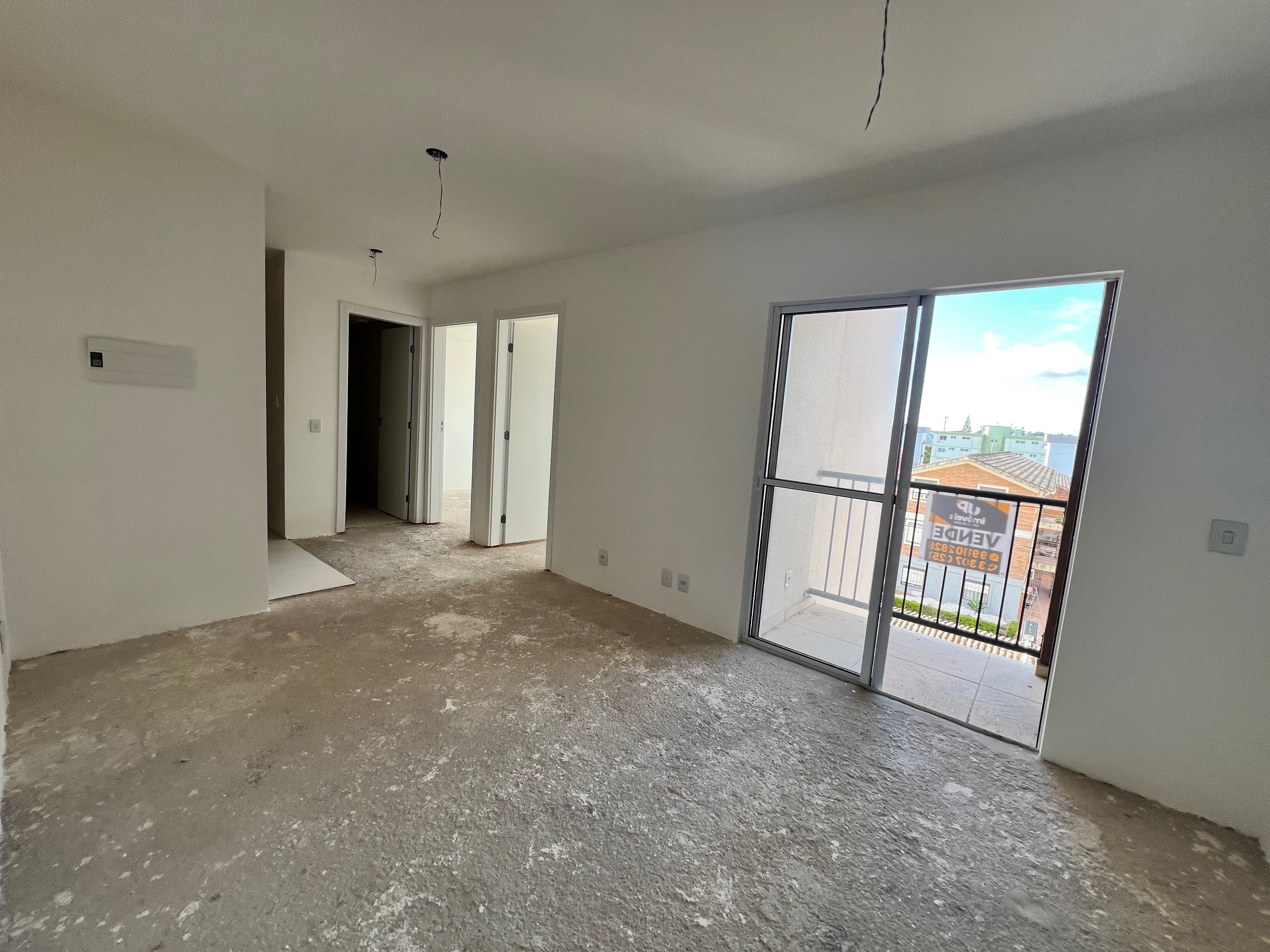 Apartamento à venda no Connect JK, Centro - 56 m², 2 quartos, sacada com churrasqueira, vaga e condomínio com infraestrutura completa.