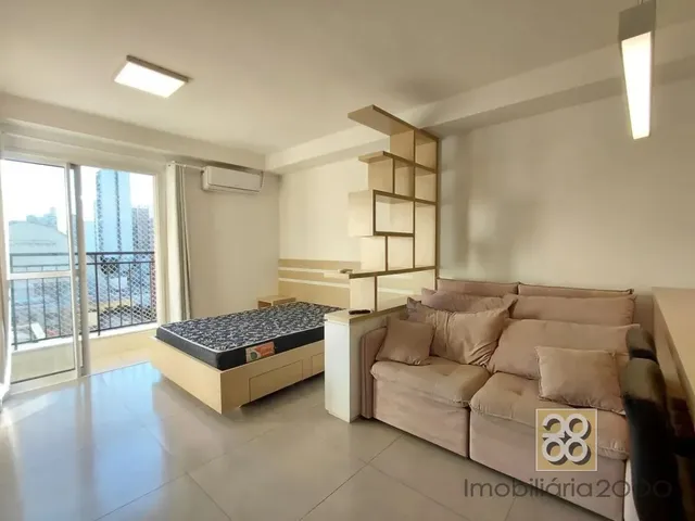 Apartamento para alugar, no bairro Centro em Curitiba