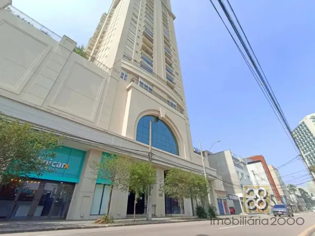 Apartamento para alugar, no bairro Centro em Curitiba