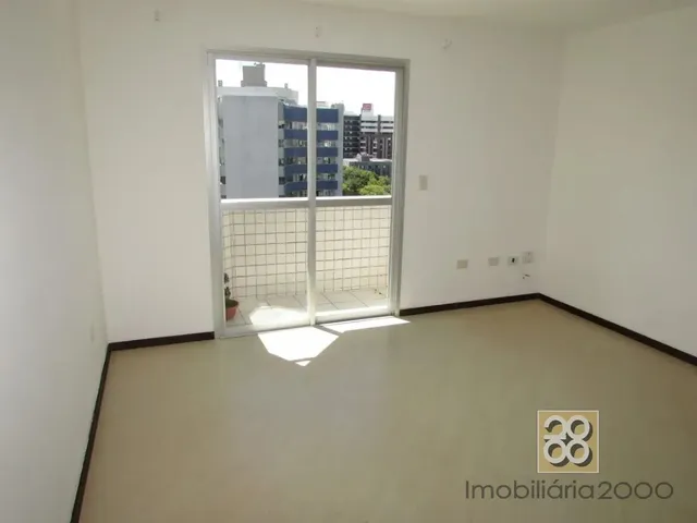 Apartamento 3 quartos e 1 banheiro, à venda, no bairro Cabral em Curitiba