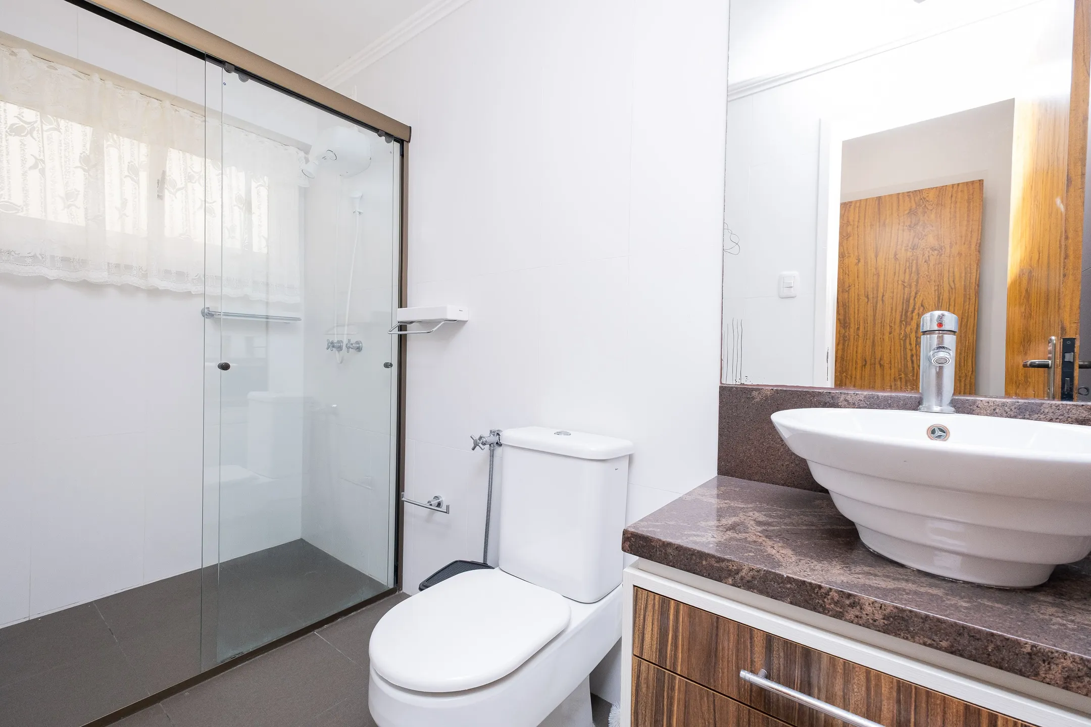 Apartamento de 2 Dormitórios para Aluguel no Centro de Pelotas RS com Excelente Localização, Conforto, Praticidade e Ótima Opção - 11