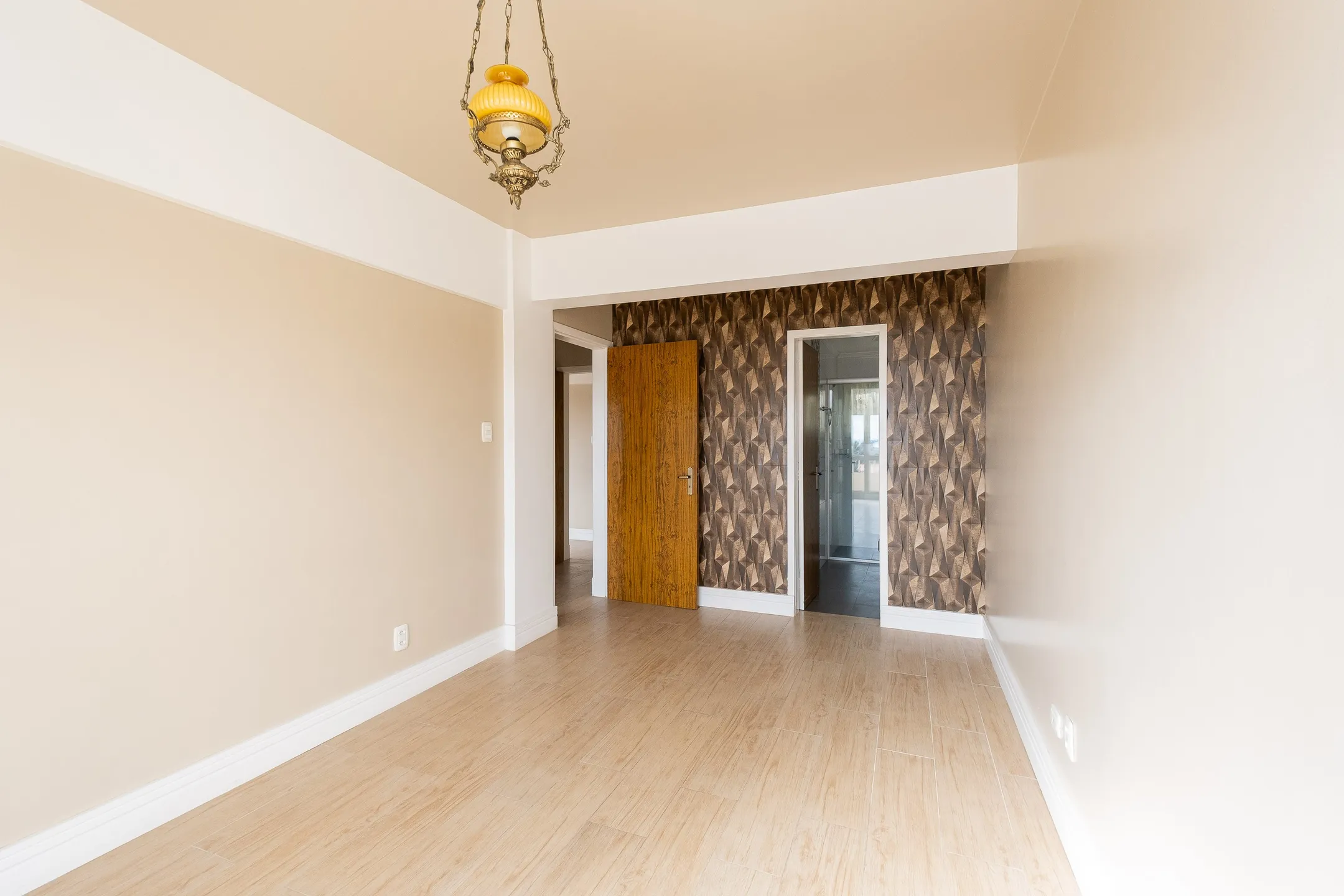 Apartamento de 2 Dormitórios para Aluguel no Centro de Pelotas RS com Excelente Localização, Conforto, Praticidade e Ótima Opção - 9
