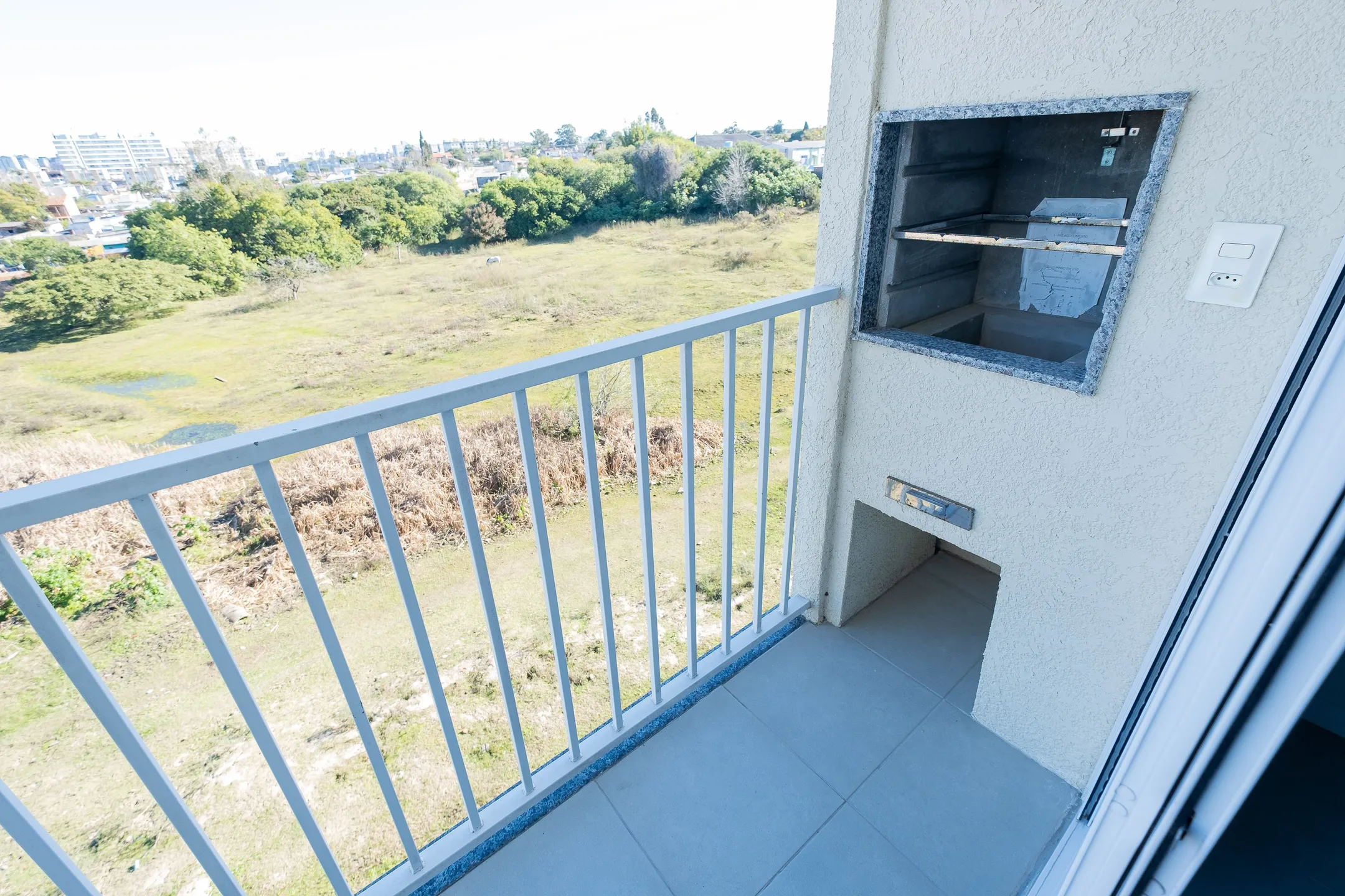 Apartamento de 2 Dormitórios Nunca Habitado para Aluguel no Bairro Areal em Pelotas RS com Ambientes Modernos e Excelente Localização - 10