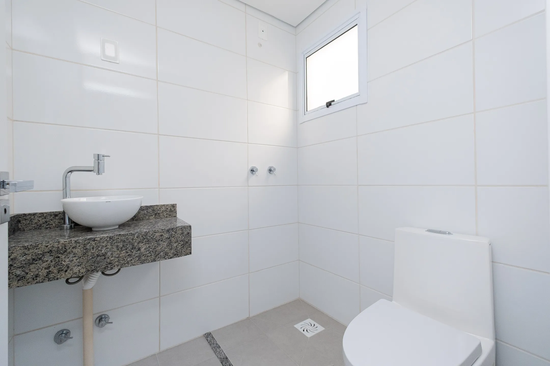 Apartamento de 2 Dormitórios Nunca Habitado para Aluguel no Bairro Areal em Pelotas RS com Ambientes Modernos e Excelente Localização - 9